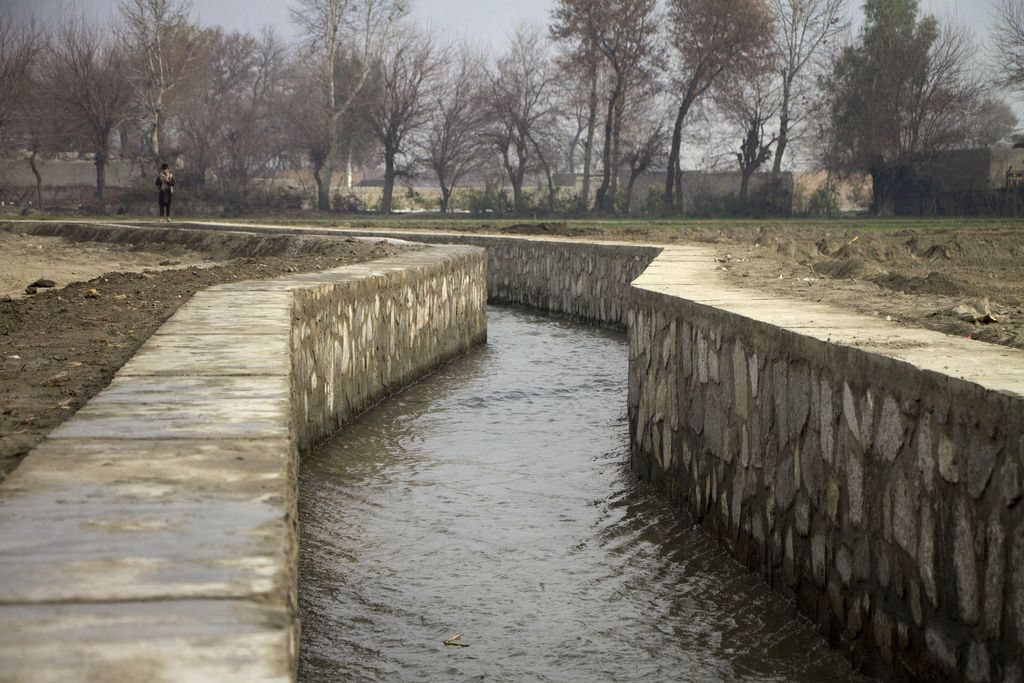 Kabulin kanavaan kaadettiin 3000 litraa alkoholia