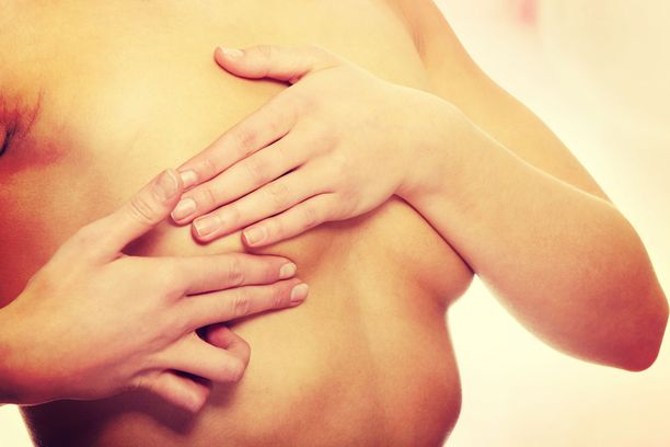 Suomessa rintasyöpään sairastuu vuosittain yli 5 000 naista.