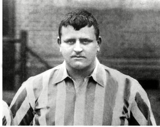 William Foulke pelasi Sheffield Unitedissa 300 ottelua.