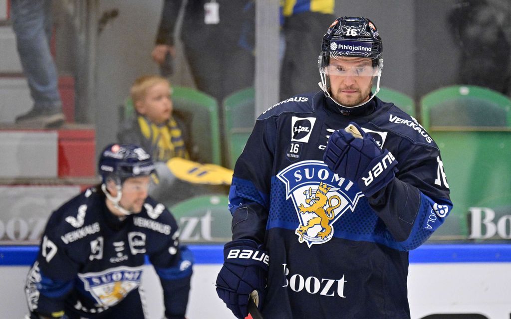 Aleksander Barkov palasi lukioon