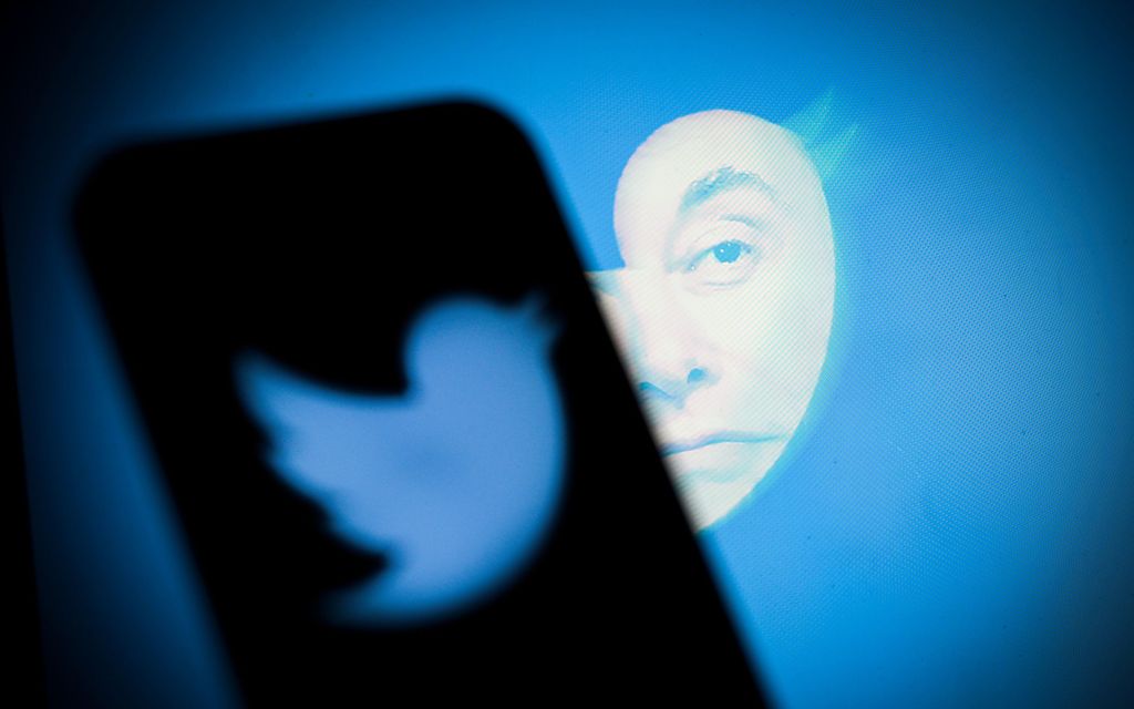 Porno ja vihapuhe veivät mainostajat Twitteristä – Musk: ”Yrittävät ajaa meidät konkurssiin”