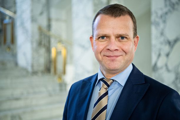 Viilsikö vanhustenhoidon skandaali kuitenkin Petteri Orpon teflonia, kysyy Jyrki Vesikansa.