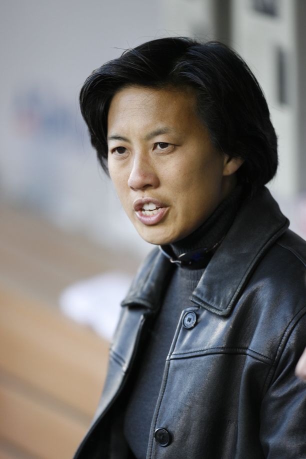 Kim Ng toimi Los Angeles Dodgersin vara-GM:nä. Kuva vuodelta 2006.
