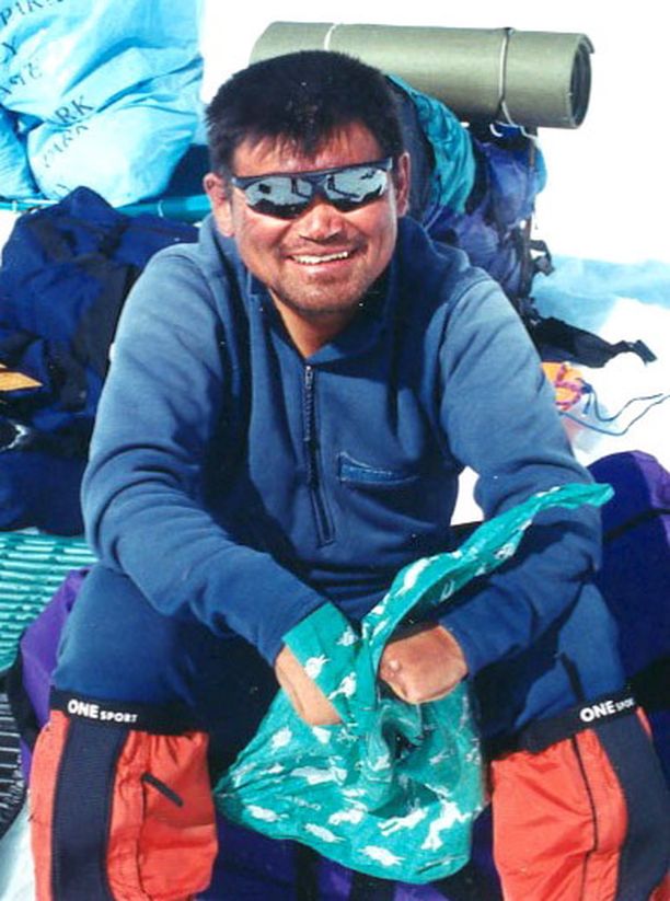 Kim Hong-bin kiipesi Mount Everestin huipulle vuonna 2007. 