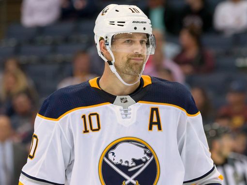 Patrik Berglund sai joulun alla potkut NHL-seurastaan ...