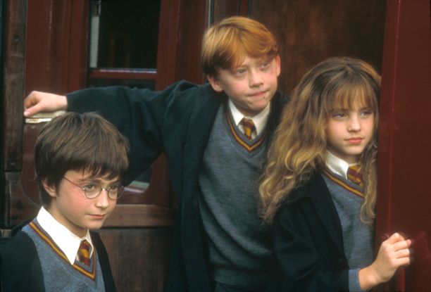 Tältä Daniel Radcliffe, Rupert Grint ja Emma Watson näyttivät ensimmäisessä elokuvassa.