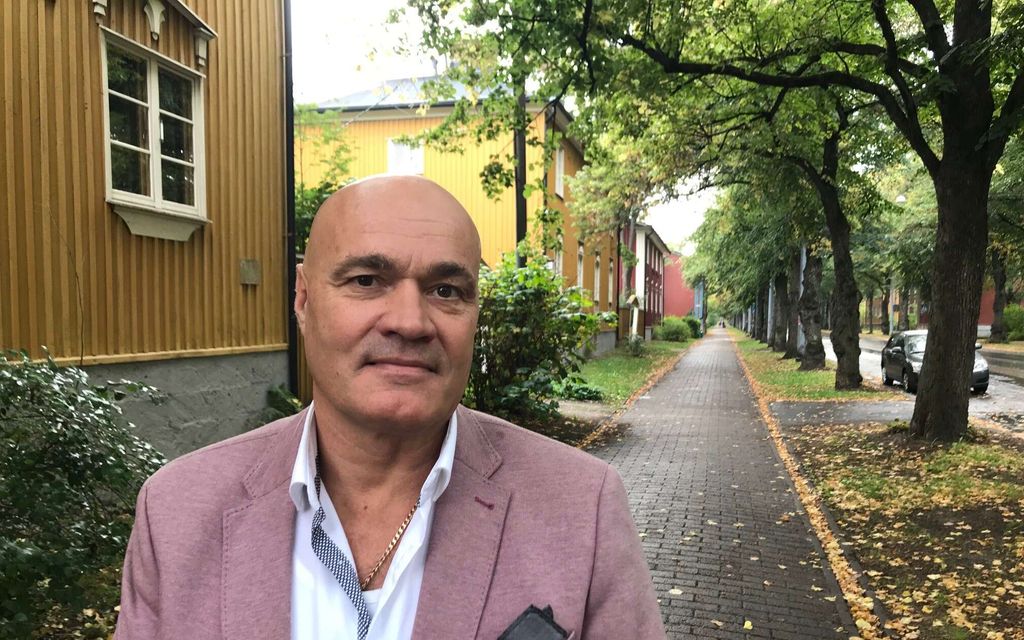 Podcast: Nämä Suomen julkkikset pöyristyttävät – ”Tekevät rahasta kaikenlaisia asioita”