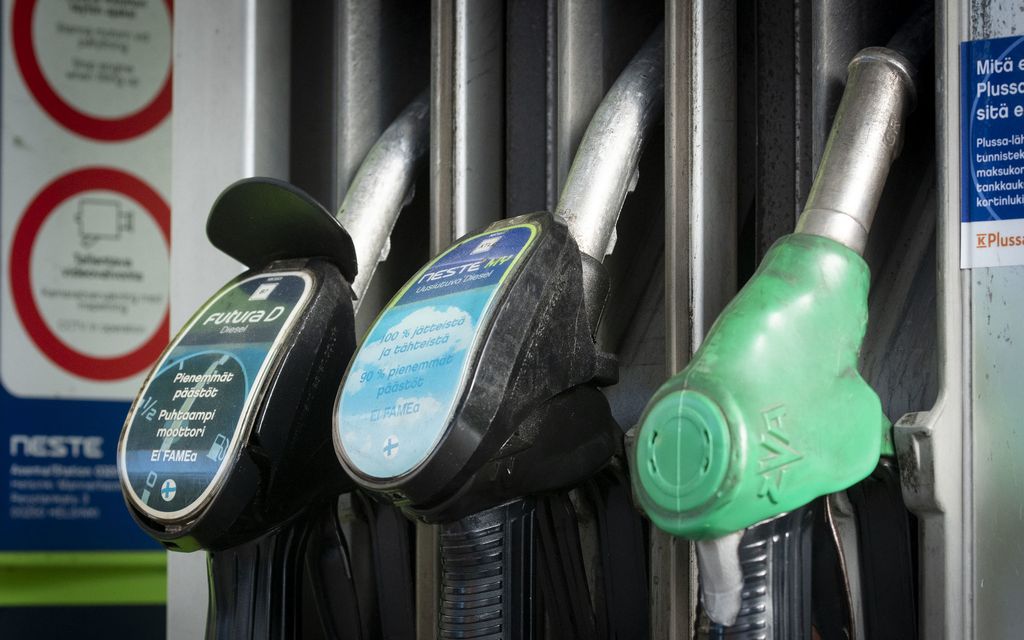 Bensan hinta kyykkäsi – täältä löytyvät nyt Suomen halvimmat polttoaineet