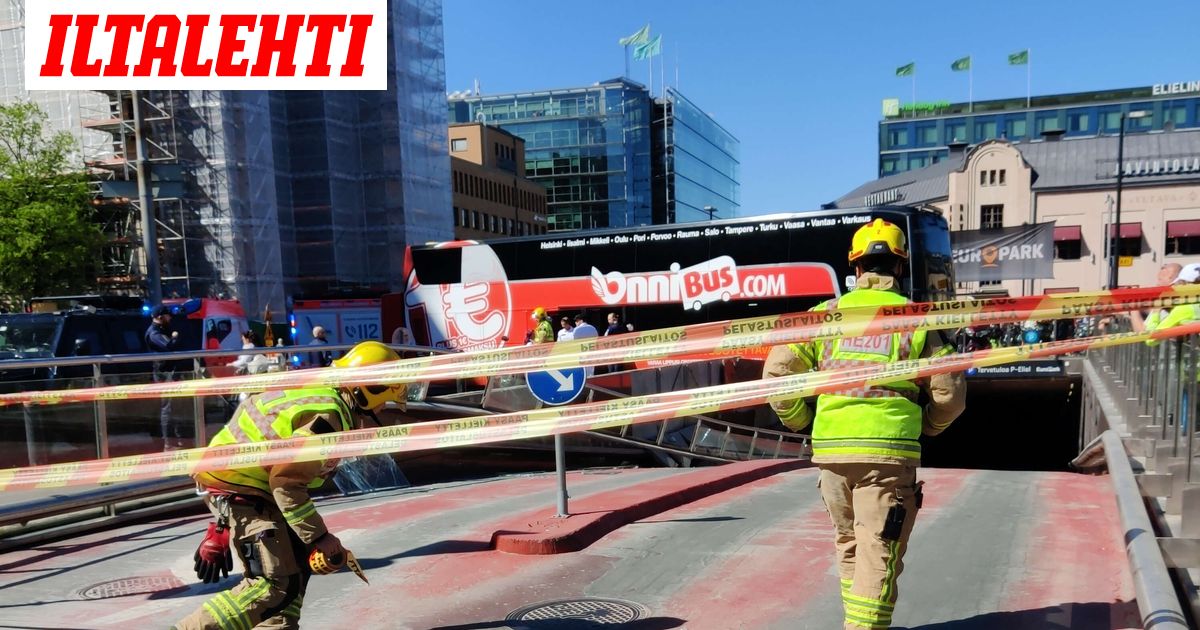 Onnibus ei spekuloi Helsingin bussionnettomuuden syyllä – Kaupallinen johtaja STT:lle: Jarruvalo oli syttynyt 