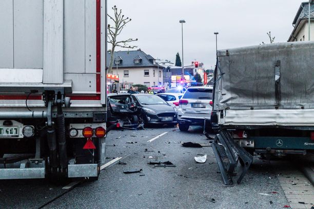 Näkymä onnettomuuspaikalta Limburgissa. 