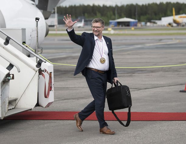 Jukka Jalonen palasi toukokuussa koti-Suomeen kultamitali kaulassa.