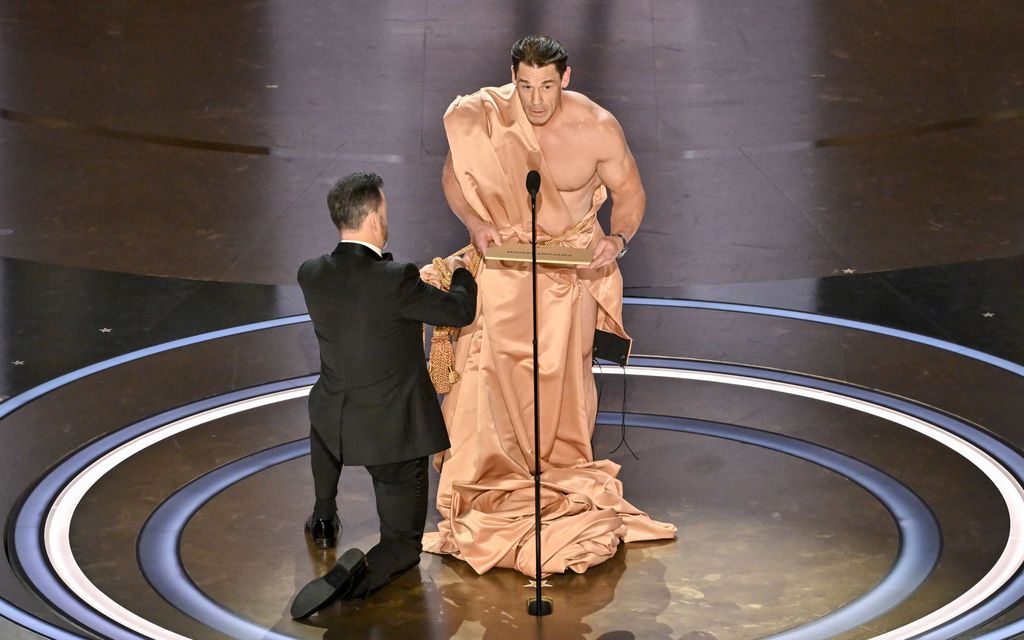 John Cena esiintyi alasti Oscar-gaalassa – Kuvat paljastavat totuuden