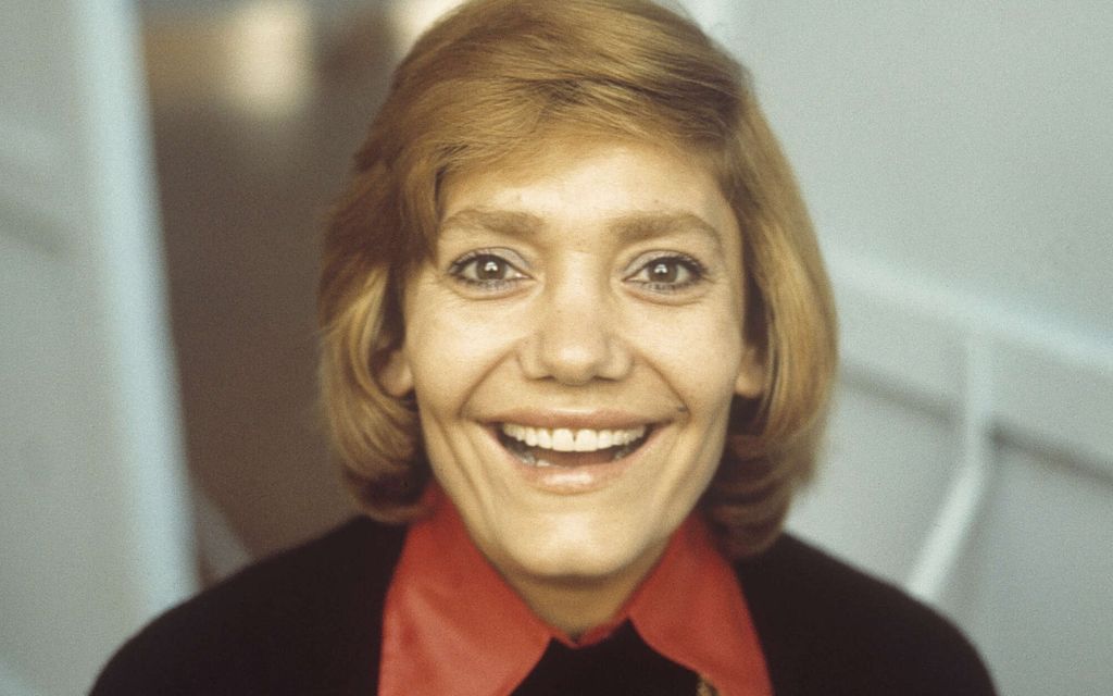 Laulajalegenda sai sairaus­kohtauksen kesken esityksensä – Nyt tuli suru-uutinen