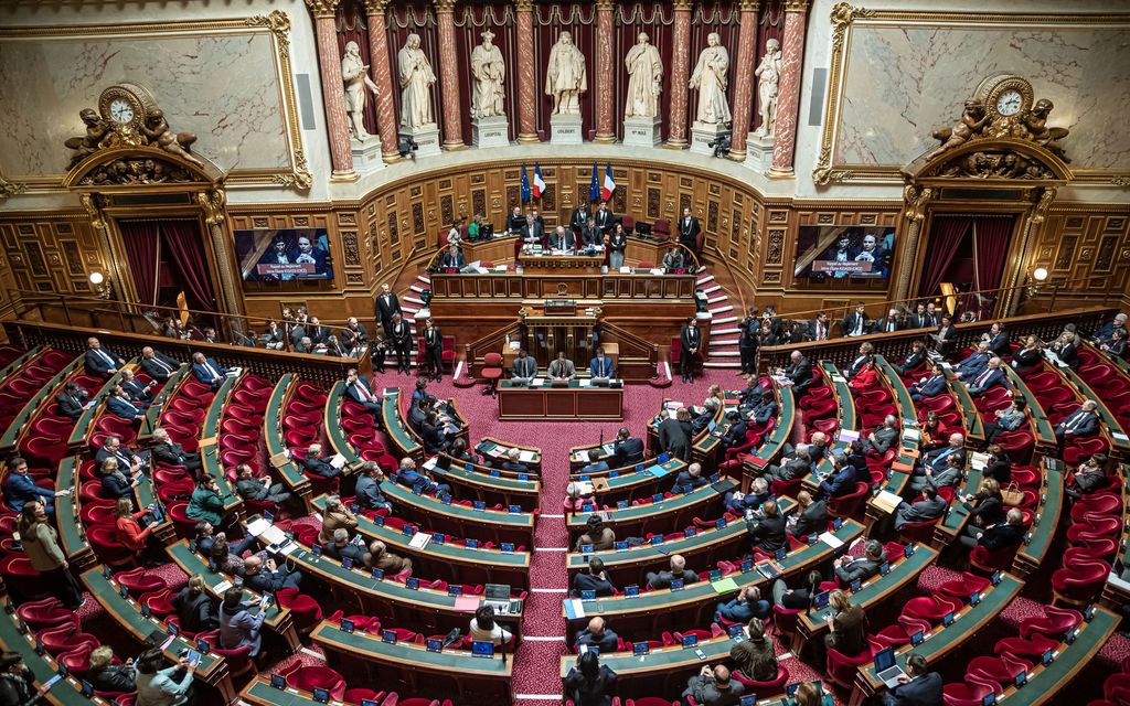 Ranskan senaatti hyväksyi eläke­uudistuksen