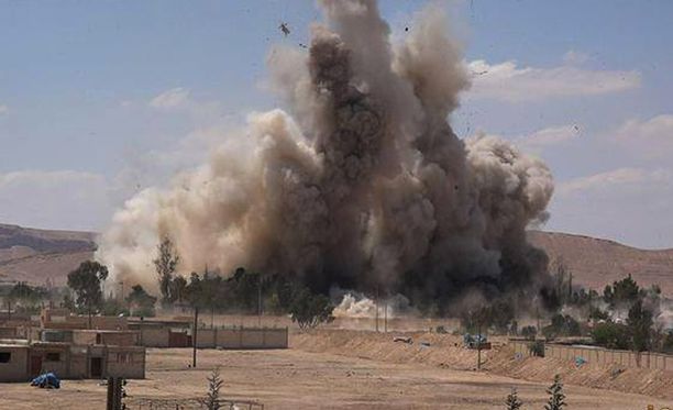 Isis pommitti vankilaa Palmyrassa Syyriassa huhtikuun lopussa.