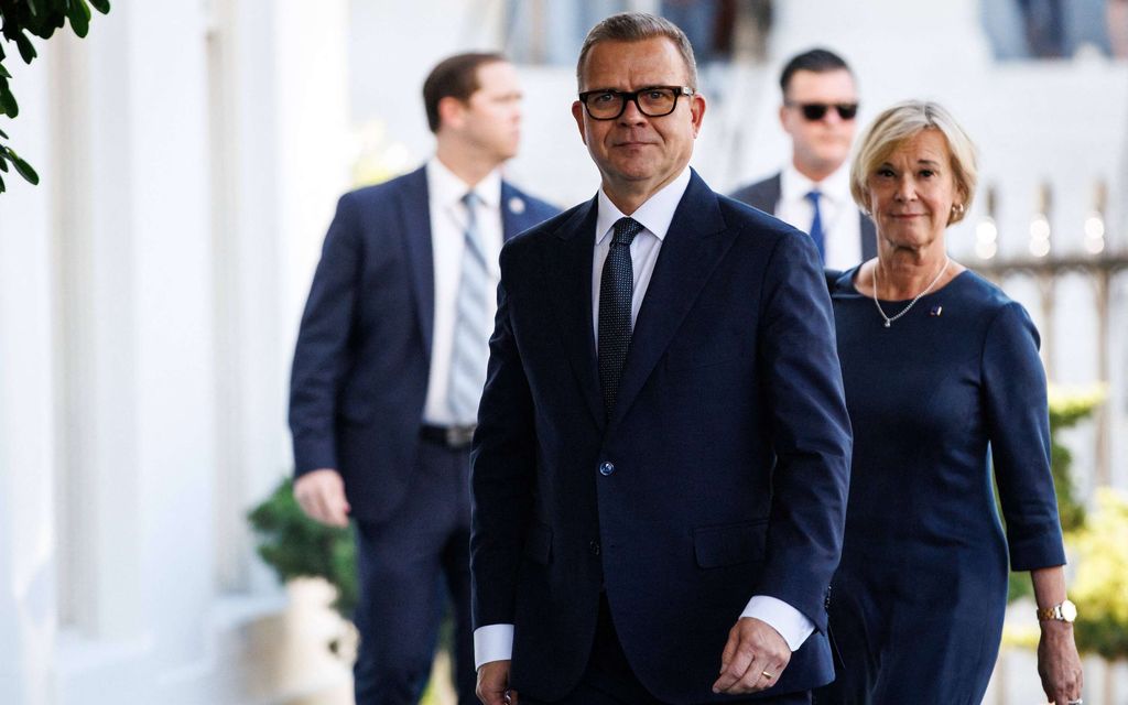 Petteri Orpolta pyyntö Donald Trumpille