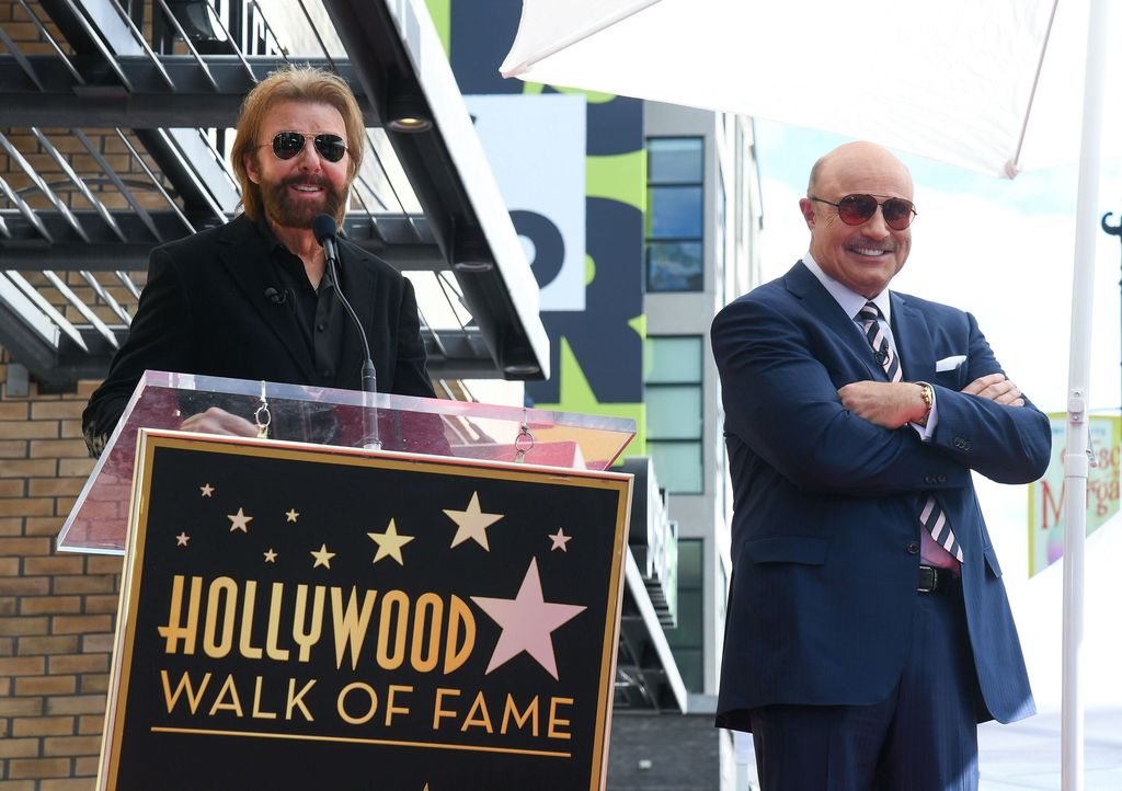 Dr. Phil sai oman tähden Hollywoodin Walk of Famelle