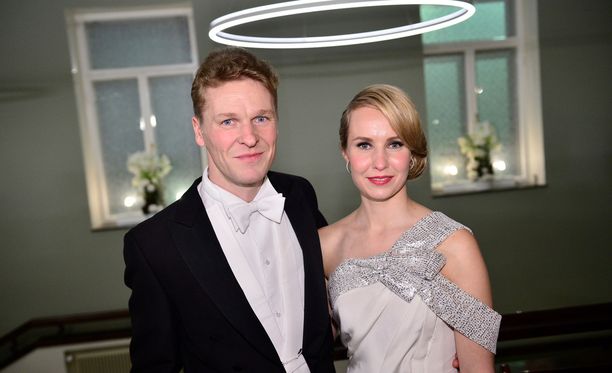 Toni ja Heidi Nieminen saivat ensimmäisen yhteisen lapsensa.