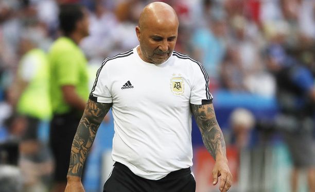 Jorge Sampaoli ei halua luopua Argentiinan päävalmentajan tehtävästään.