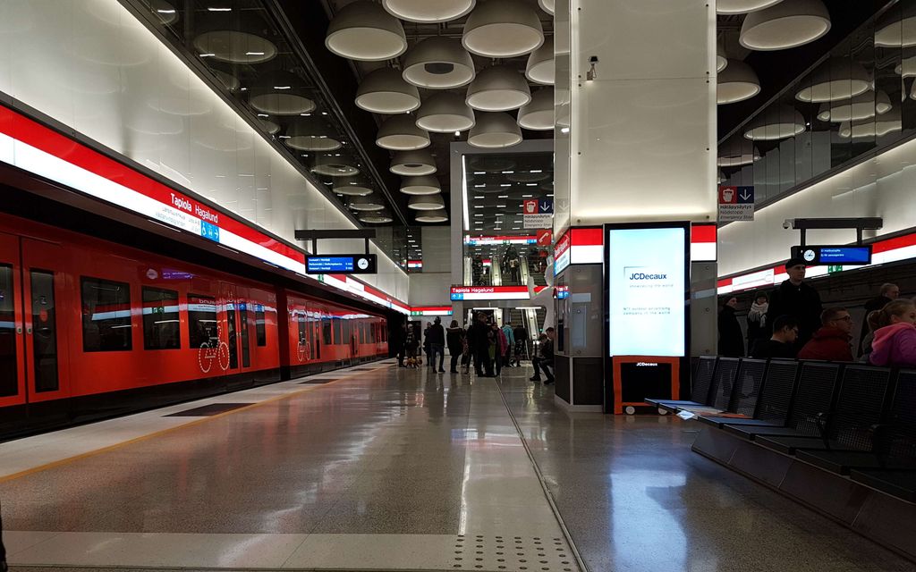 Usean partion tehtävä Tapiolan metroasemalla – Poliisi otti miehen kiinni