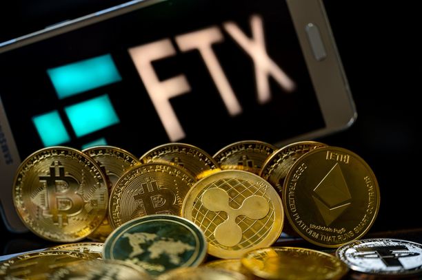 FTX, konkurssi: Kryptomarkkinat roihuavat, sijoittajat pitävät pintansa