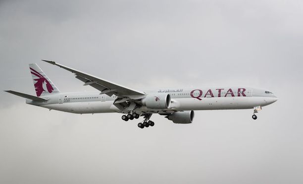 Qatar Airwaysin lento Dohasta Balille keskeytyi avioriidan vuoksi.