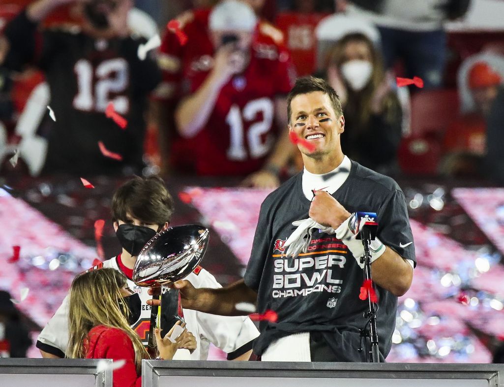 Analyysi: Tom Brady jahtaa kahdeksatta Super Bowliaan – näin ratkeaa kohujen täyttämä NFL-kausi