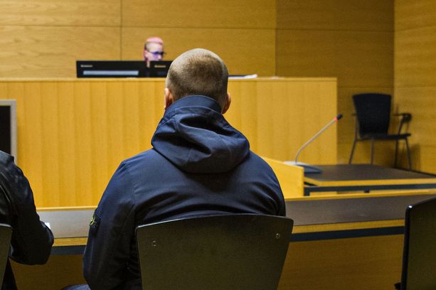 Jesse Torniainen ei peitellyt itseään vangitsemisistunnossa 21. syyskuuta Helsingin käräjäoikeudessa.