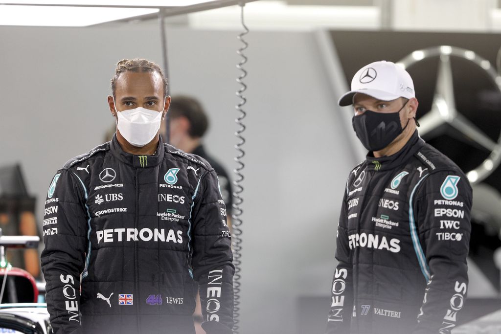 Kilpailijalta kova väite: Sekä Lewis Hamilton että Valtteri Bottas jättävät Mercedeksen 