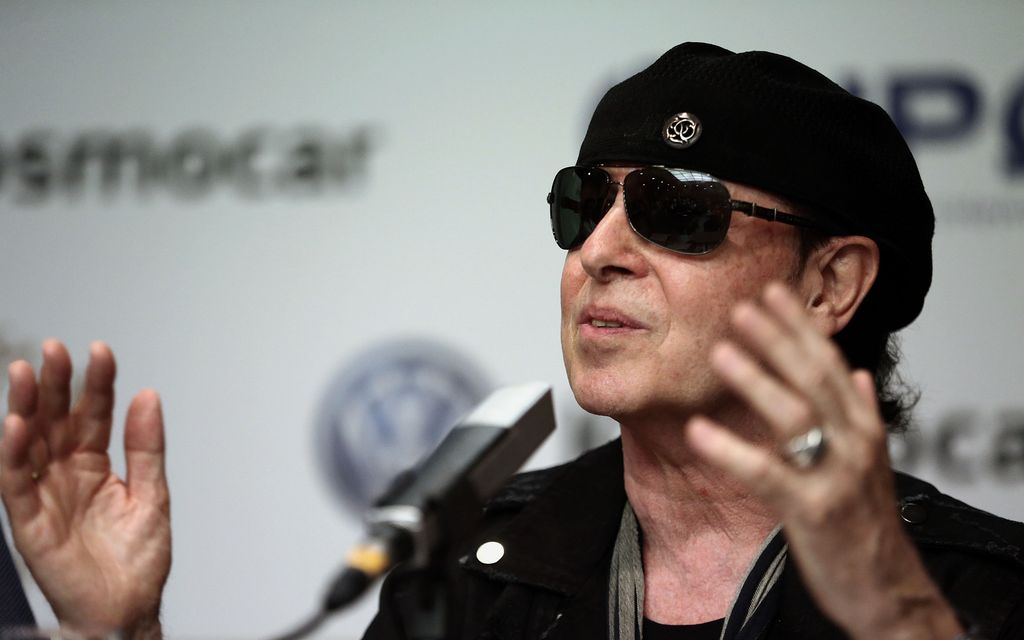 Scorpionsin hitti­kappaleesta poistuivat Venäjä-viittaukset vuosi sitten – Nyt yhtye haaveilee rauhan­konsertista Kiovassa 