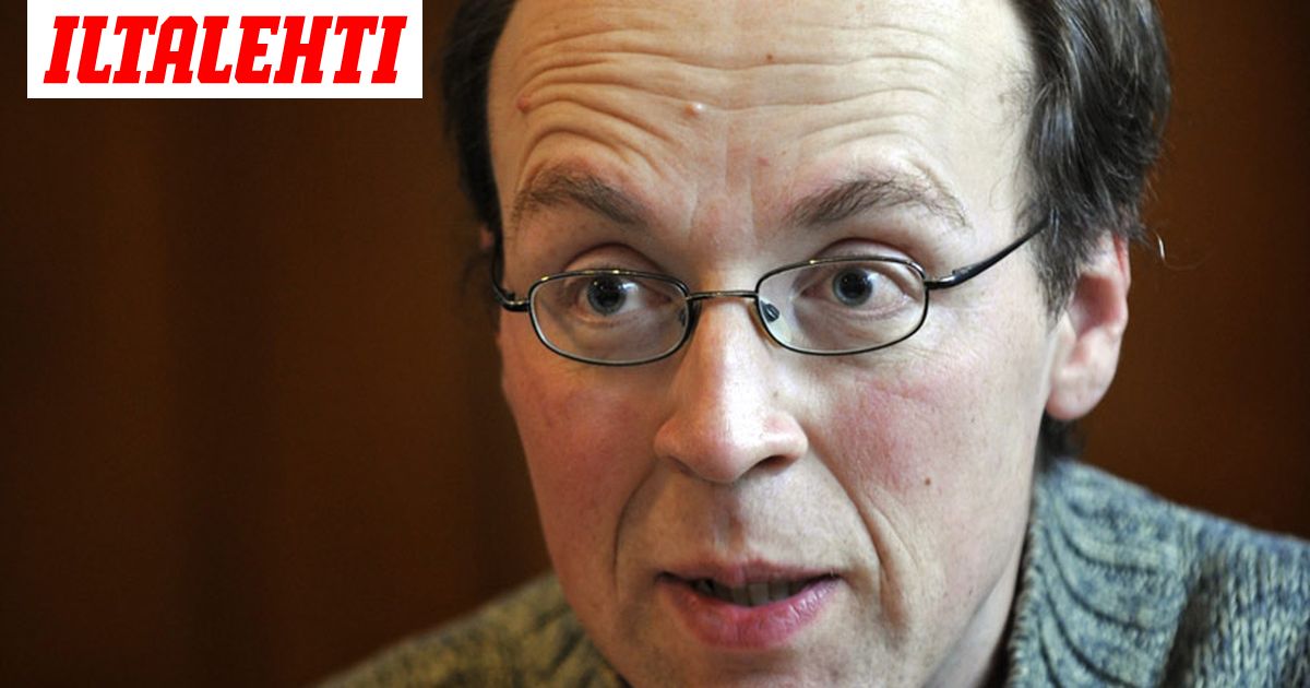 Halla Aho Hitleroi Oman Vaalimainoksensa