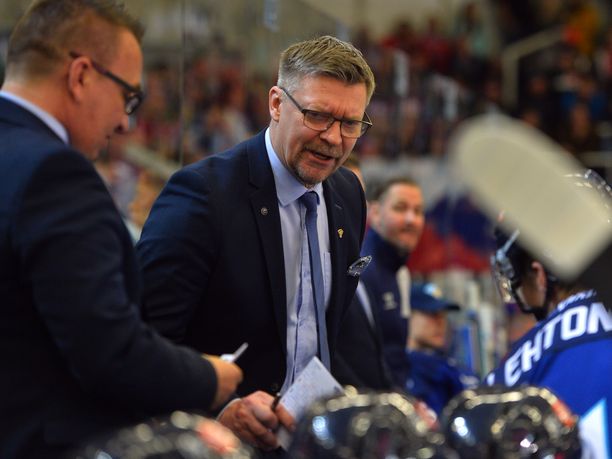 Leijonien pelit jatkuvat tutussa paikassa - Jukka Jalonen tyytyväisenä C  Morella