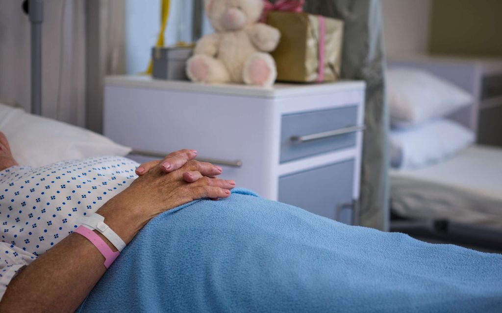 Varakas nainen kuuli kuolevansa ja teki äkkiä hätätila­testamentin – Sisältö oli lapsille järkytys