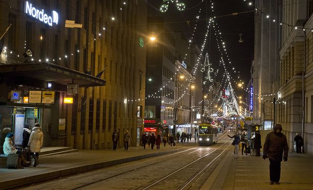 Vuoden 2013 joulu oli aivan lumeton Helsingin keskustassa, kuten myös joulut vuosina 2015 ja 2016.