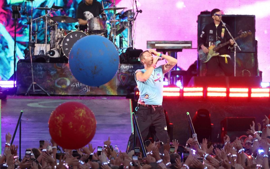Coldplayn stadion­keikkoihin liittyy kiinnostava ilmiö – Voiko Suomi rikkoa ennätyksen?