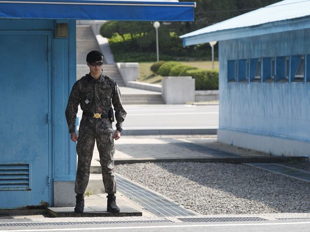 Pohjois-Korean sotilaat ampuivat kohti Etelä-Korean vartioasemaa sunnuntaiaamuna. Kuvassa Etelä-Korean sotilas.