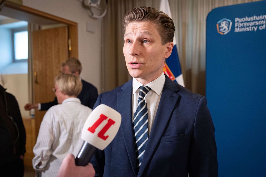 Suomi ostaa 2000 tonnia TNT-räjähdysainetta