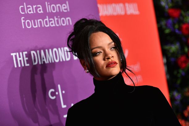 Rihanna tekee parhaillaan uutta musiikkia.