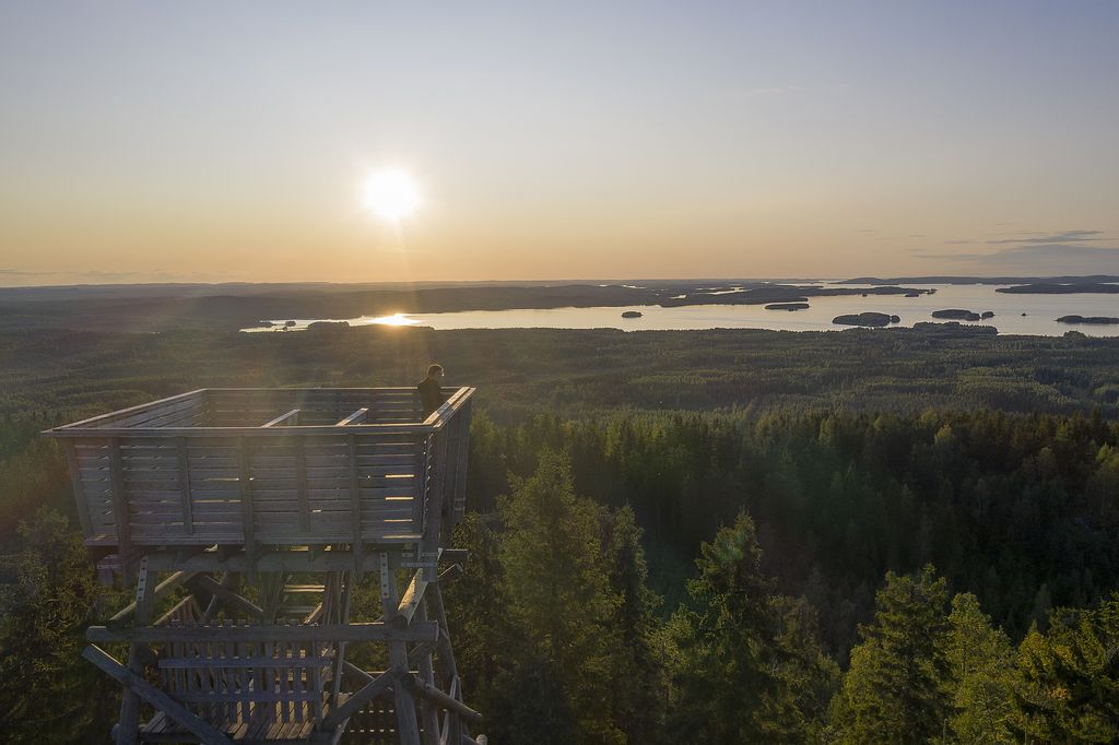 Täyskäännös kuukausiennusteissa – ensi perjantaina lämpö palaa Suomeen