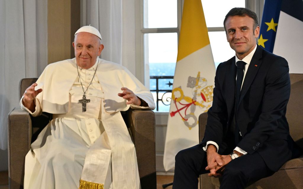 Paavi kehotti Eurooppaa avaamaan ovensa siirtolaisille