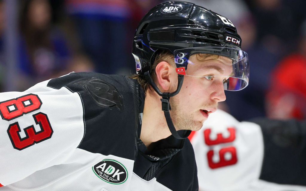 23-vuotias suomalainen nostettiin NHL:ään – Debyytti edessä ensi yönä