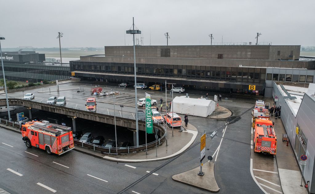 Mies yritti ajaa autolla Hannoverin lentokentälle koneiden sekaan – kaikki lennot peruttu