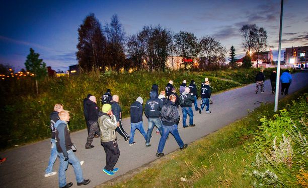 DN: Soldiers of Odin levittäytynyt lähes 20 paikkakunnalle Ruotsissa -  partioi Göteborgissa