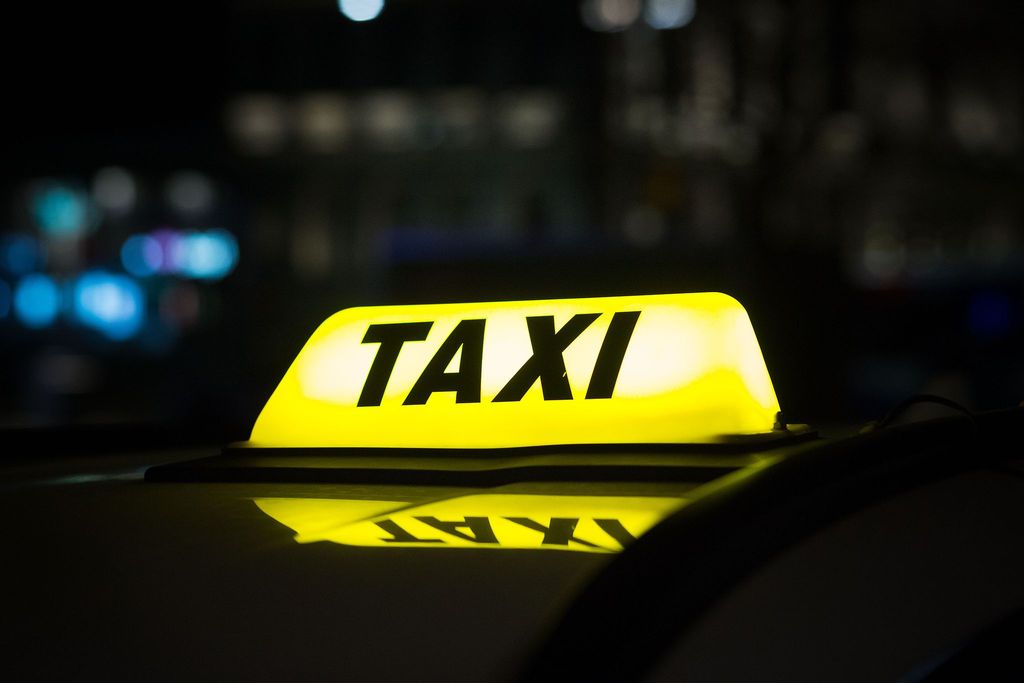 Miljoonien eurojen taksipuhallus Helsingissä: Neljälle raskaat tuomiot 