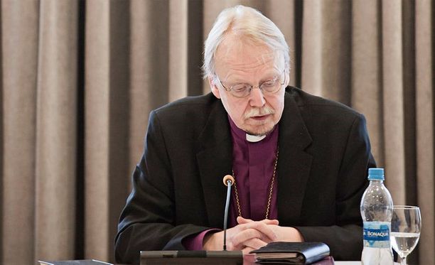 Kari Mäkisen myönteinen suhtautuminen sukupuolineutraaliin avioliittoon ei ole miellyttänyt kaikkia kirkon jäseniä.