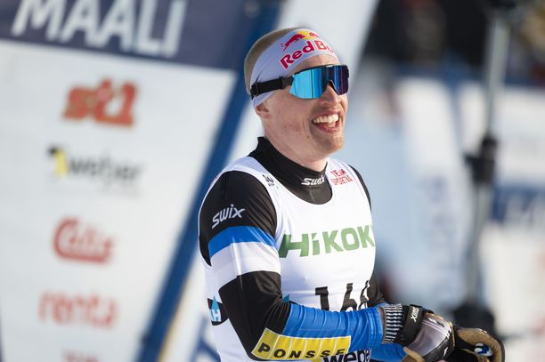 Iivo Niskanen voitti lauantaina Suomen cupin 20 kilometrin hiihdon.