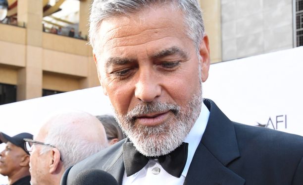 George Clooney rikastui tequilalla.
