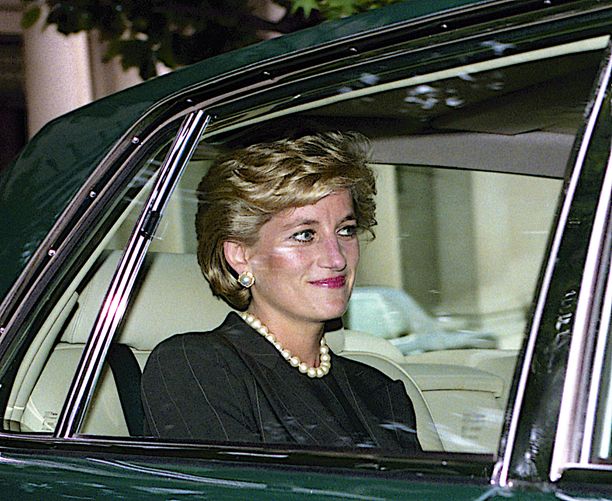 Prinsessa Dianan kuolinuutinen järkytti koko maailmaa.