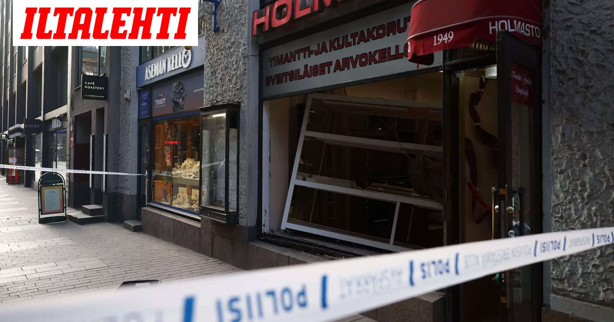 Varkaat menivät läpi koruliikkeen ikkunasta Helsingissä – Tältä murtopaikalla näyttää