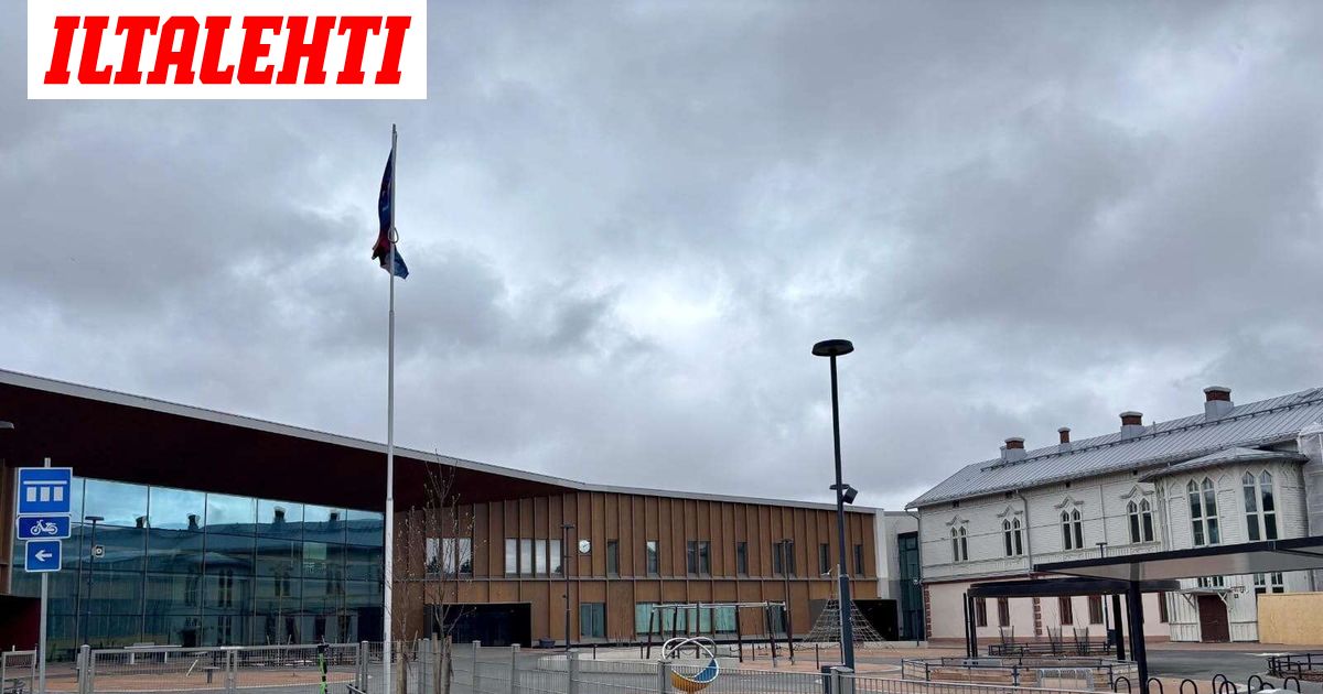 Oulun koulu-uhkaus keskeytti päivän yhdeksässä koulussa – poliisi: uhkaus aiheeton